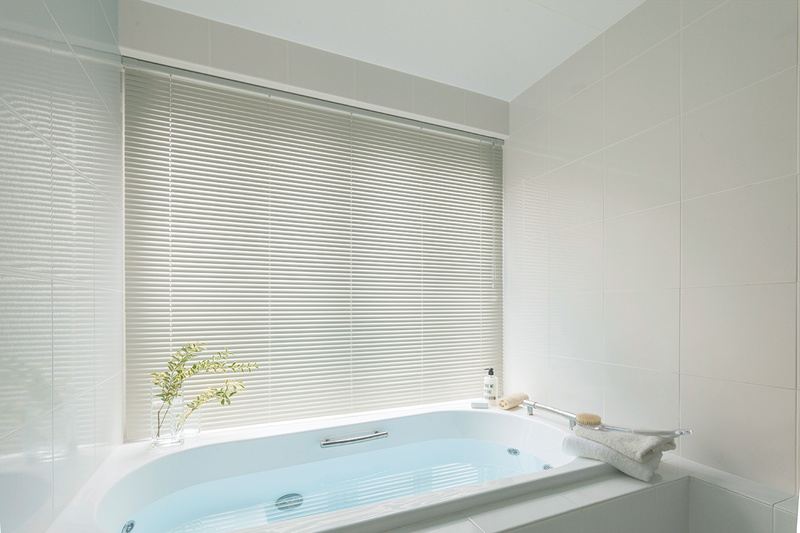セレーノオアシス25 ニチベイのヨコ型ブラインド 【耐水】