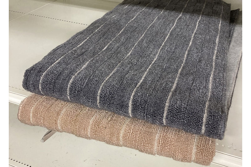 メテオ ベージュ